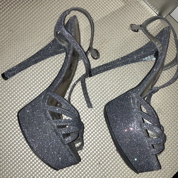 Chinese Laundry heels - Picture 7 of 8